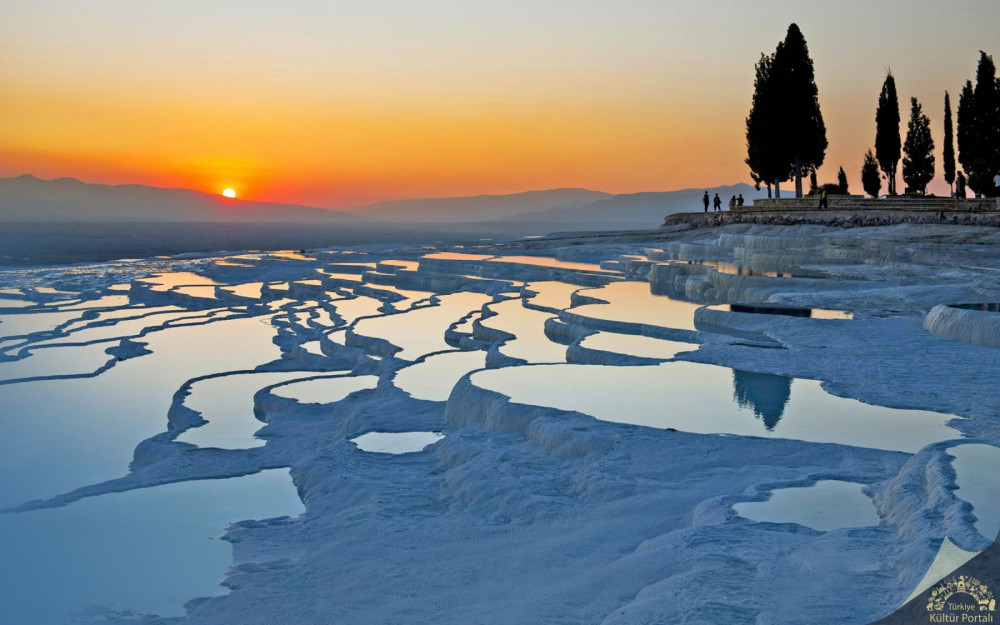 Guide de voyage à Denizli : De Pamukkale aux canyons cachés et au-delà