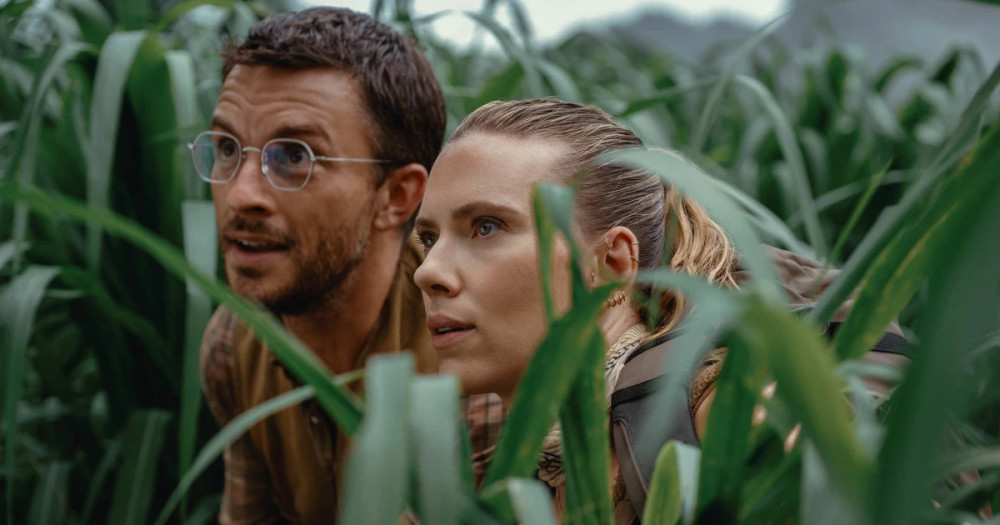 "Jurassic World: Rebirth" İlk Bakış: Scarlett Johansson Yıldızlarla Dolu Kadronun Başında